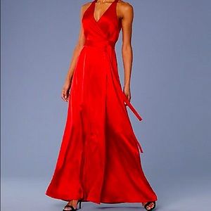 *SOLD* $575 DIANE VON FURSTENBERG MAXI FLOWY DRESS